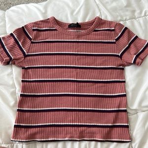 Forever 21 Small pink short sleeve shirt